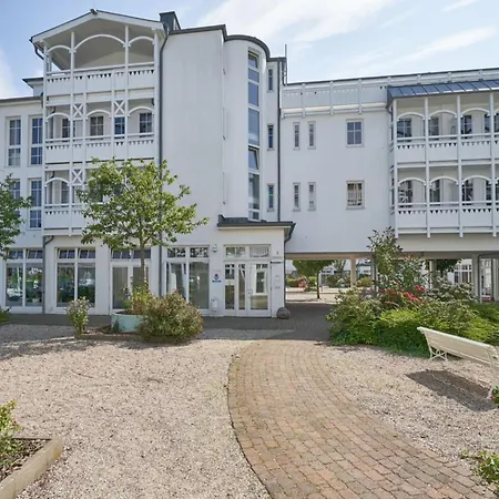 Schoene Mit Balkon Und Ganzjaehrigem Ahoi-rabatt * Sellin (Rugen)